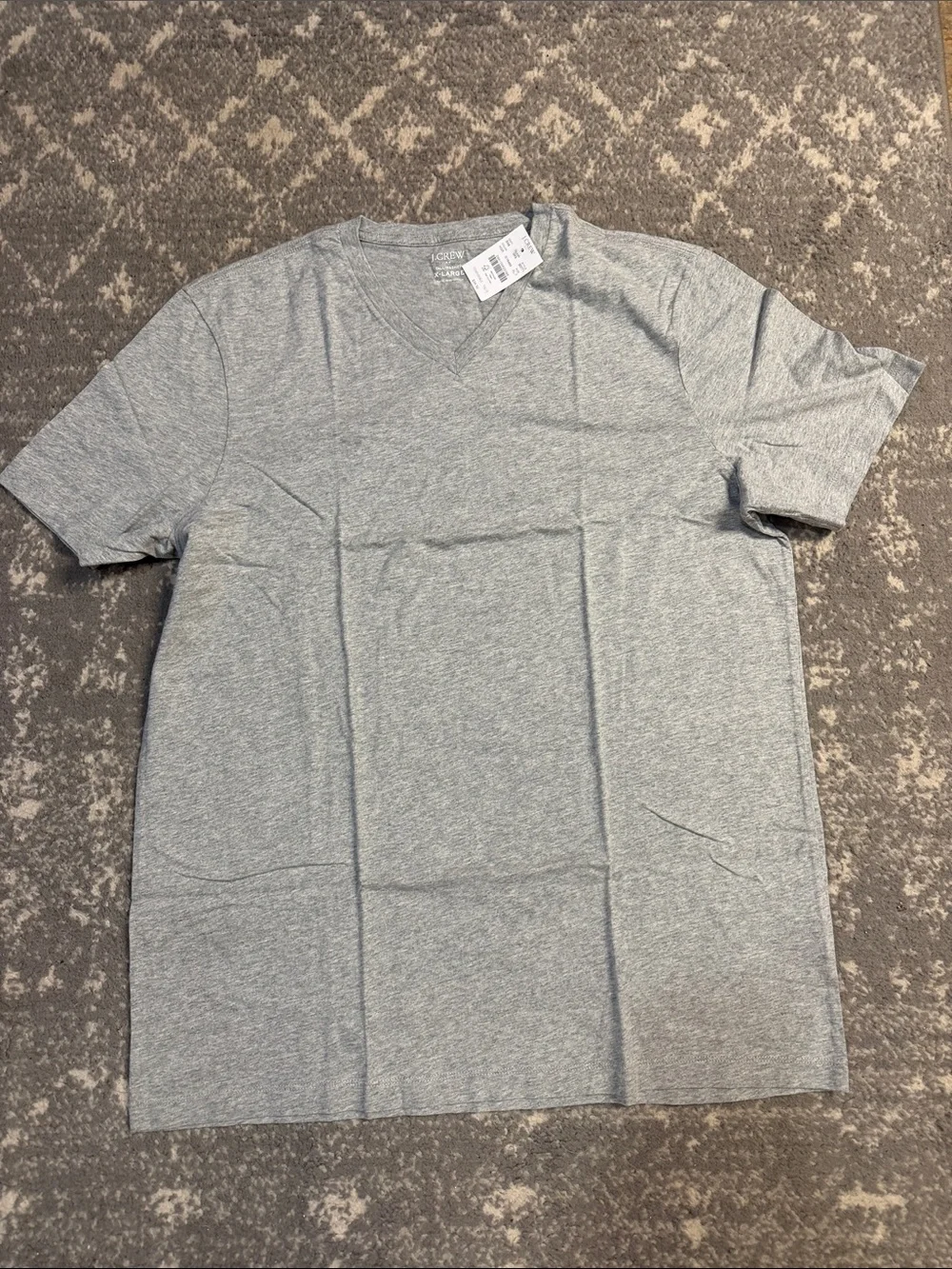J. Crew Men's Heather Gray V-Neck Short Sleeve Tee